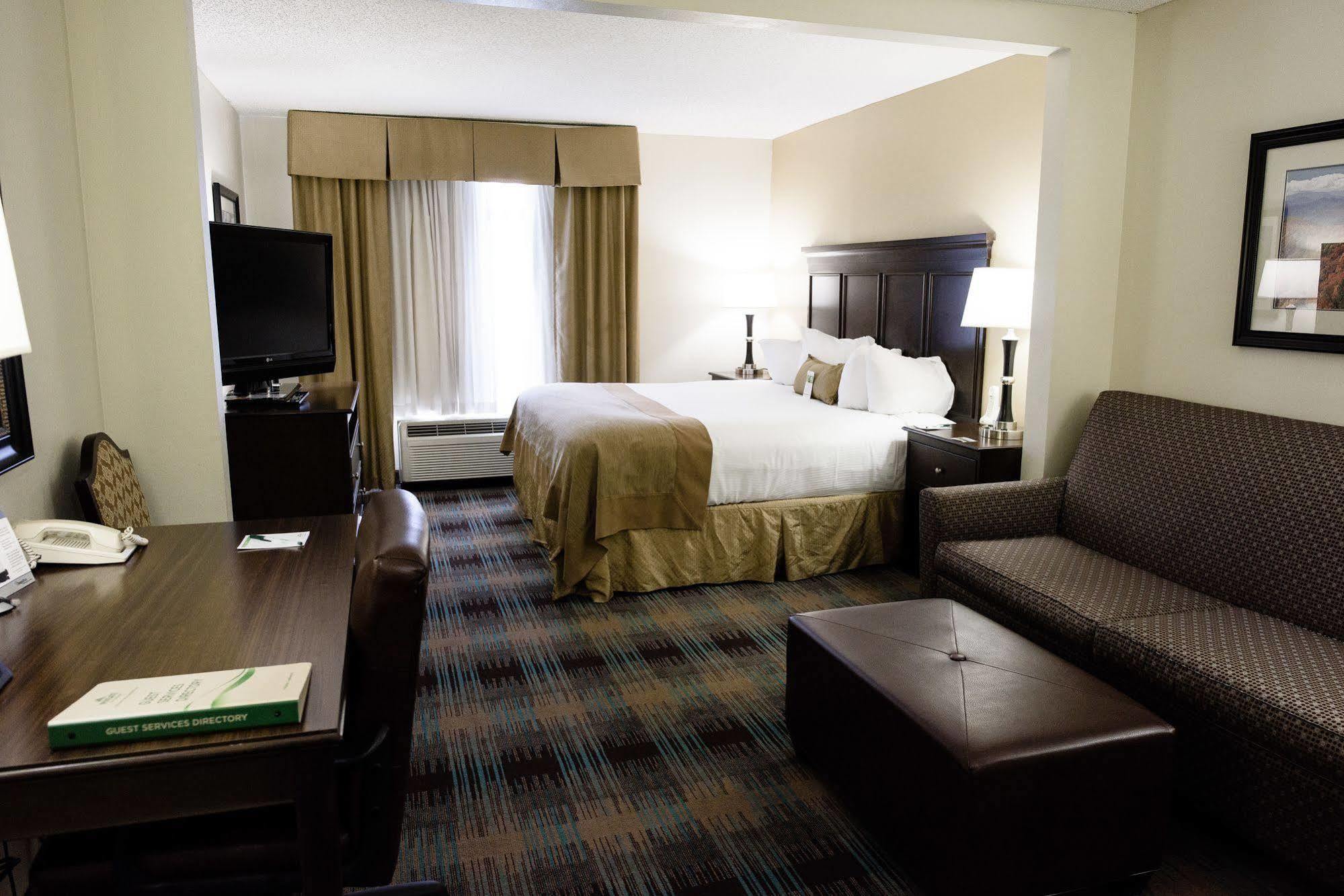Spark By Hilton Greensboro Bagian luar foto
